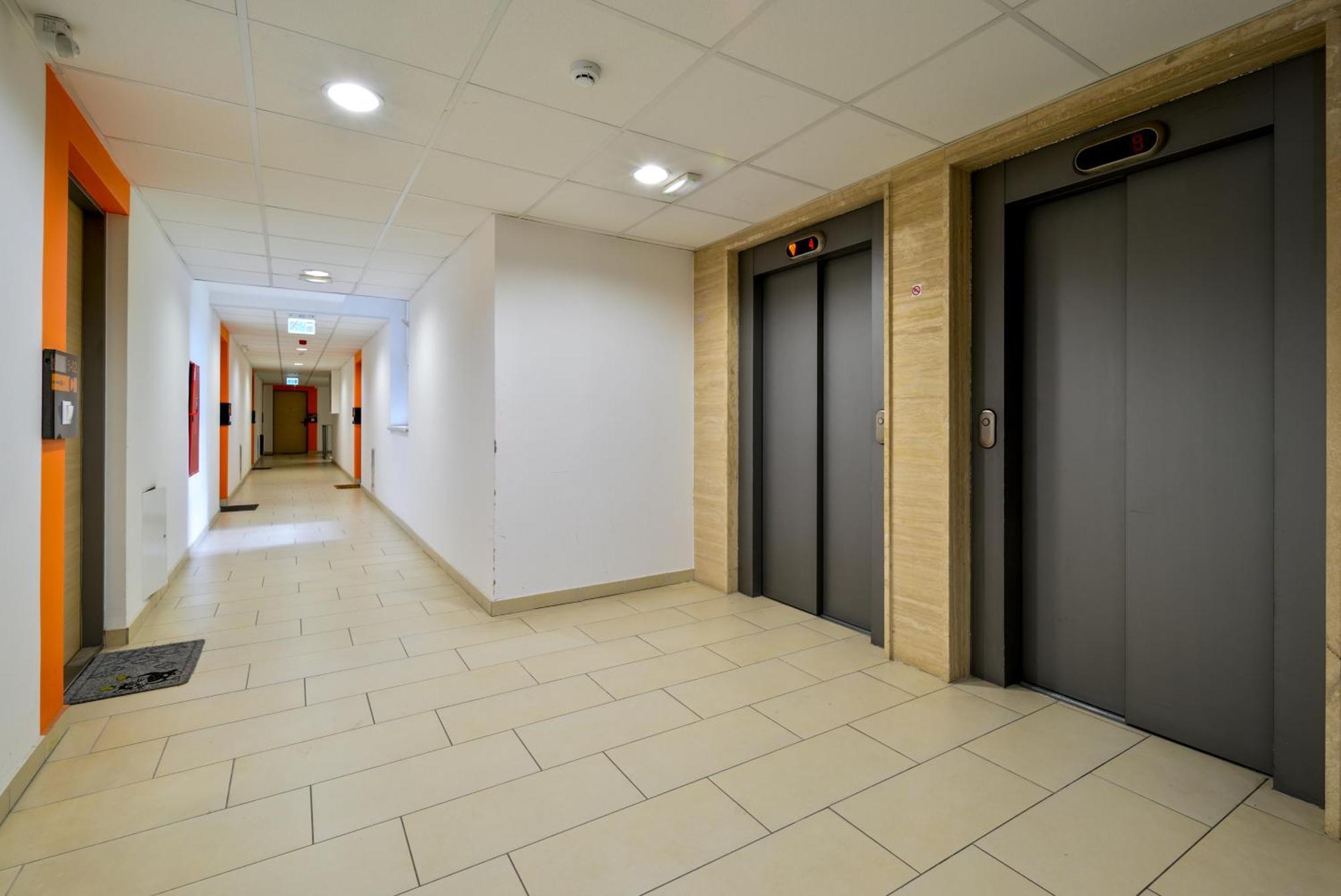 Sun Resort Residential Suite-Free Parking Garage Same Building بودابست المظهر الخارجي الصورة