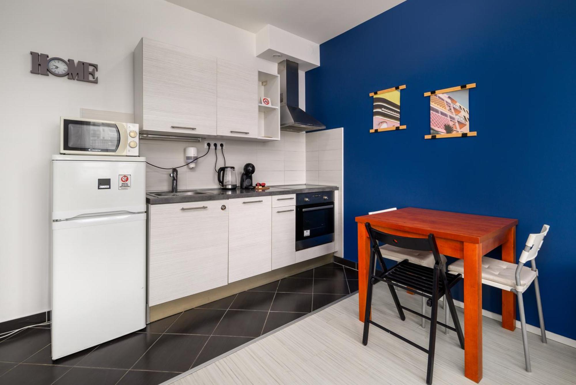 Sun Resort Residential Suite-Free Parking Garage Same Building بودابست المظهر الخارجي الصورة